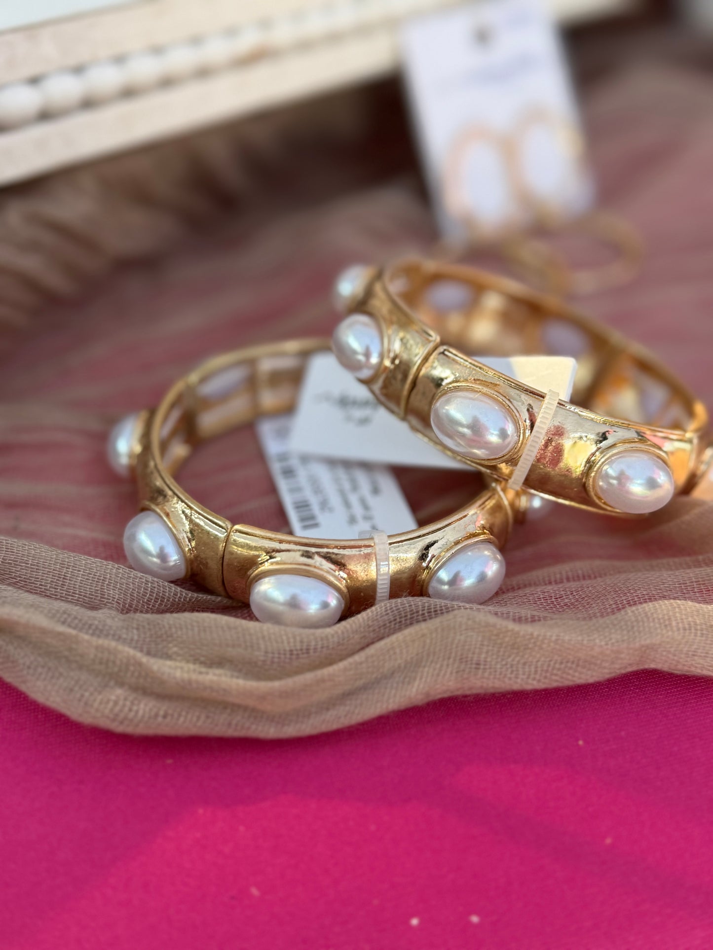Pearl Stretch Bangle