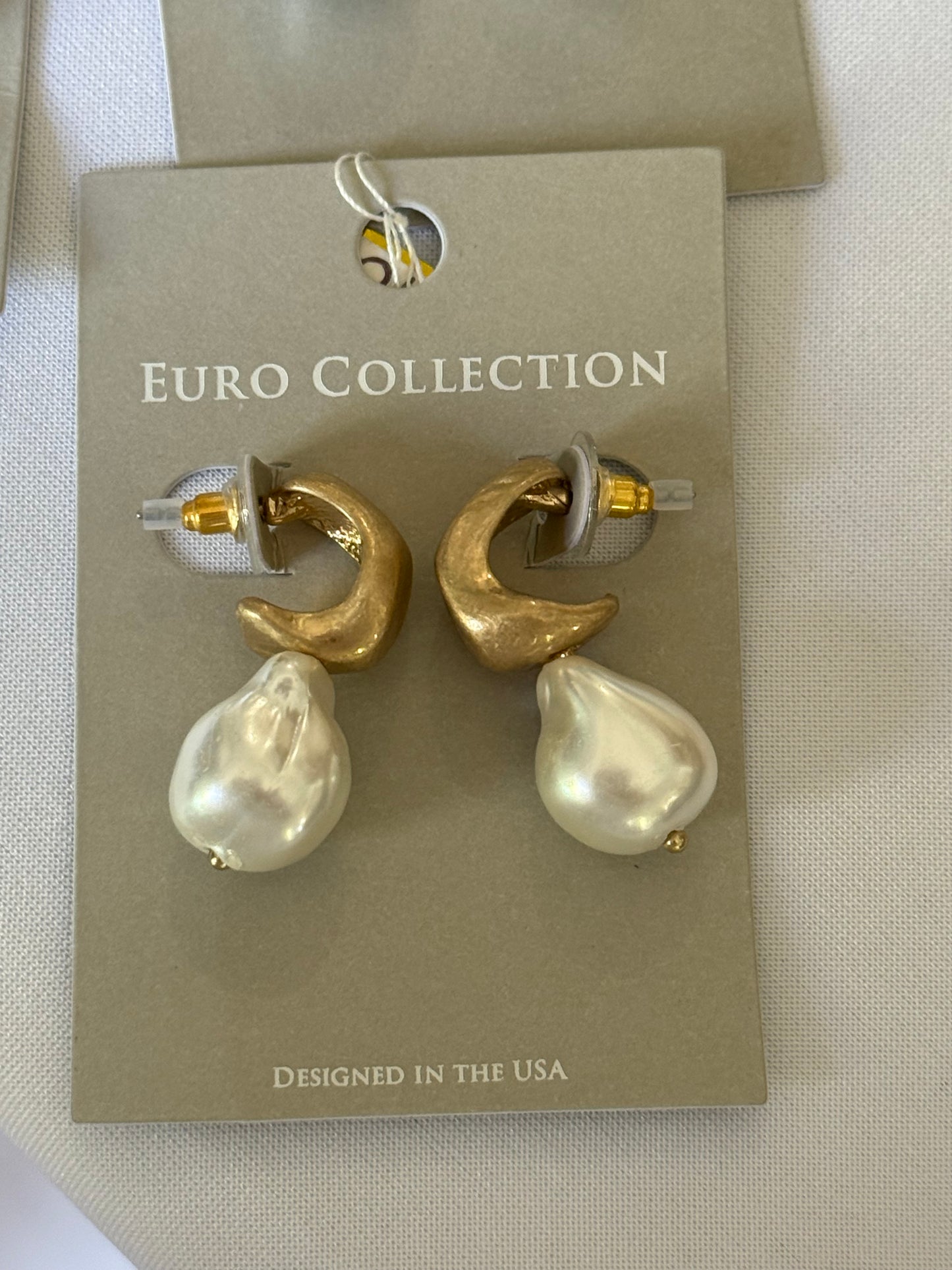 Brushed Gold Pearl Cuff Earrings