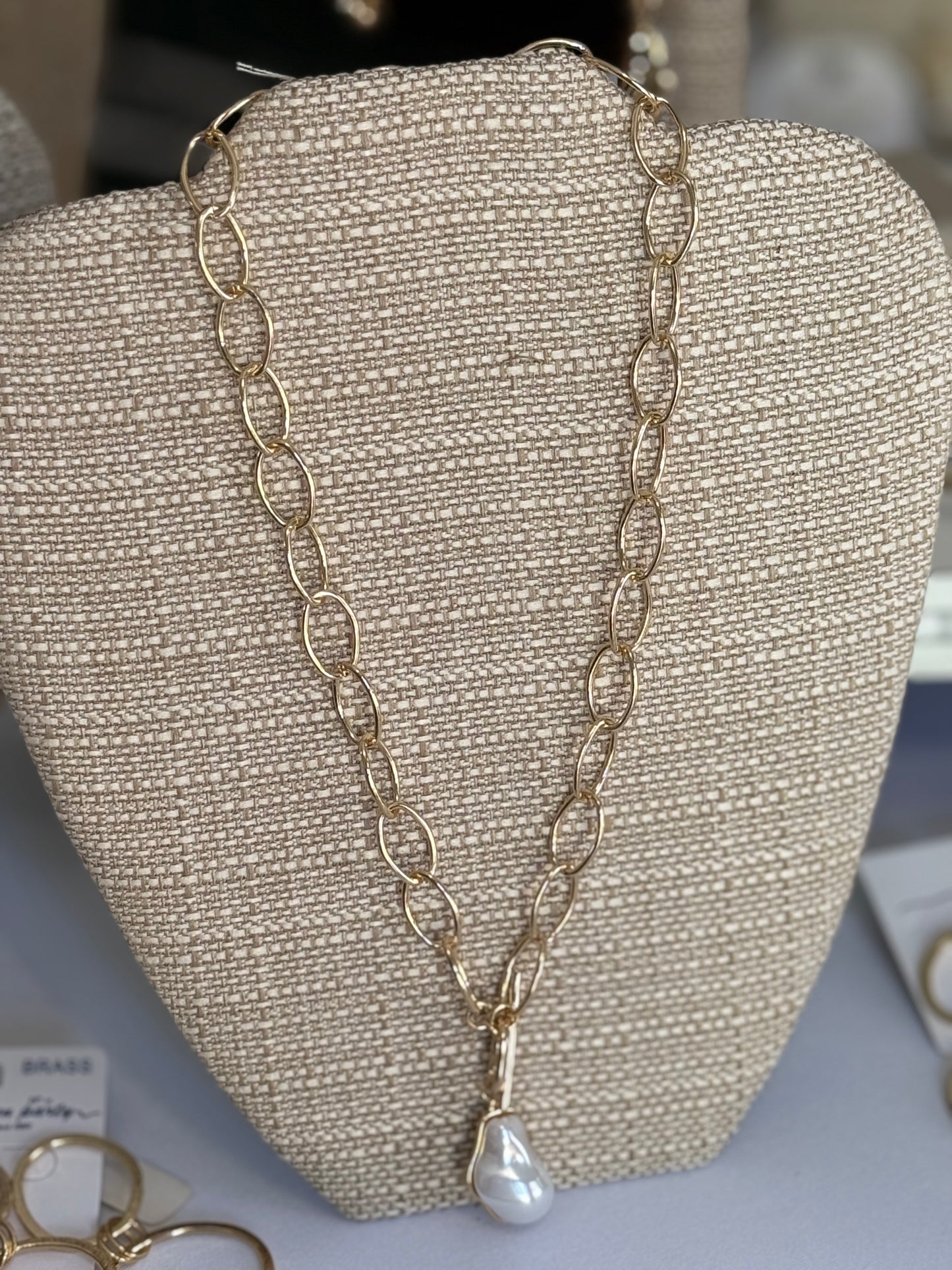 Chained Pearl Necklace